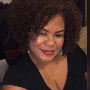 Meet your Posher, Ramona